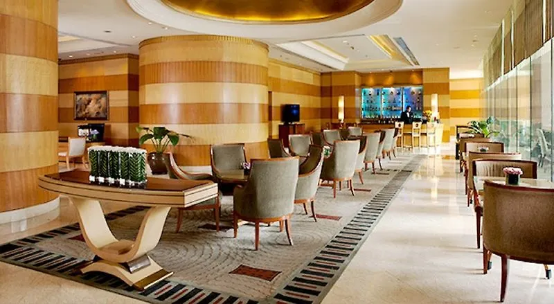Sheraton Manila Bay 5*,
